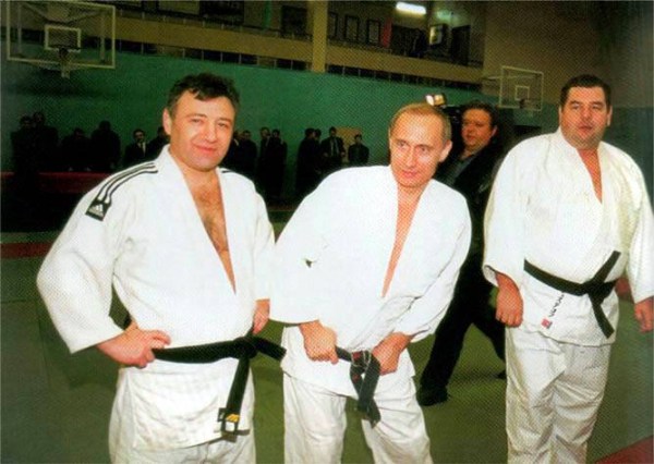 Слева направо: Ротенберг, Путин, Шестаков